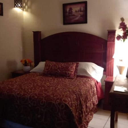 Hotel Posada De La Conspiracion Dolores Hidalgo Bagian luar foto