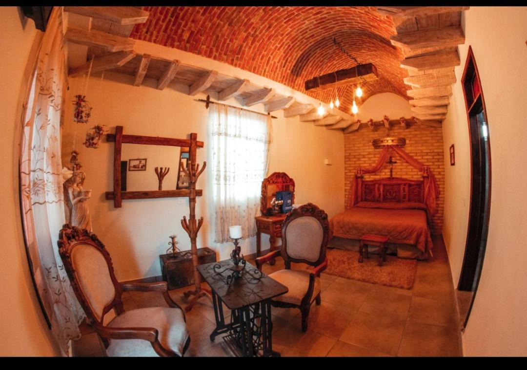 Hotel Posada De La Conspiracion Dolores Hidalgo Bagian luar foto