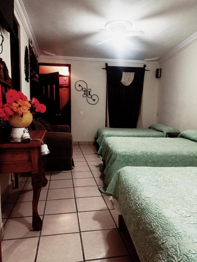 Hotel Posada De La Conspiracion Dolores Hidalgo Bagian luar foto